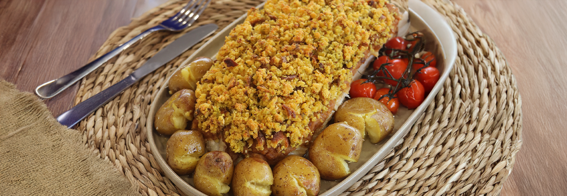 Bacalhau com Alheira, Batatas e Tomate Cherry