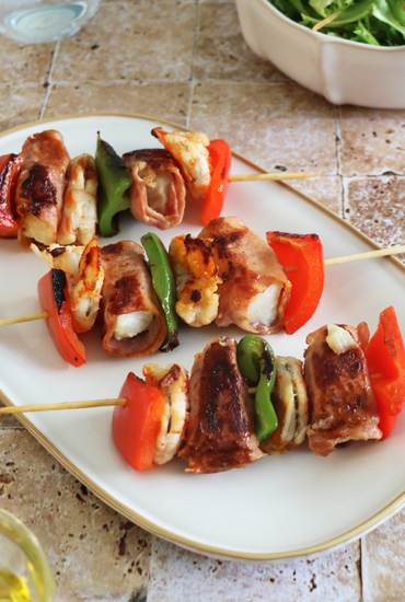 Espetadas de Bacalhau com Bacon e Camarão