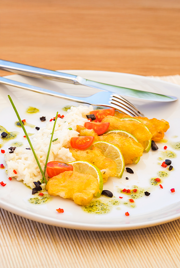 Tempura de Samos de Bacalhau com Arroz de Lima